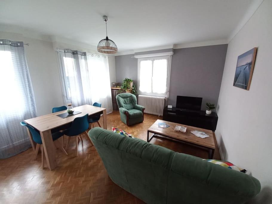 Appartement Dans Villa По Екстериор снимка